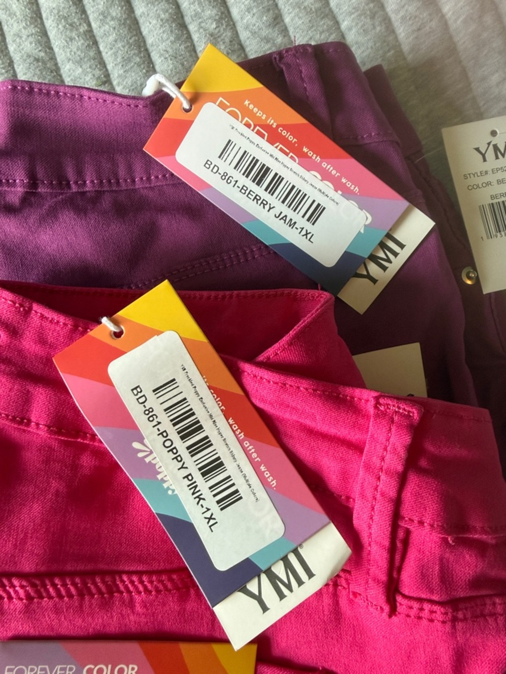 Lot of 4 pairs-YMI Women's Skinny Pants in Teal, Green, Fuchsia, and Purple - Picture 3 of 6